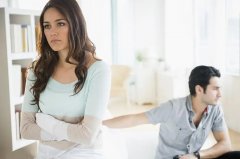 河源偵探出馬，幫助女子成功收集她丈夫出軌的